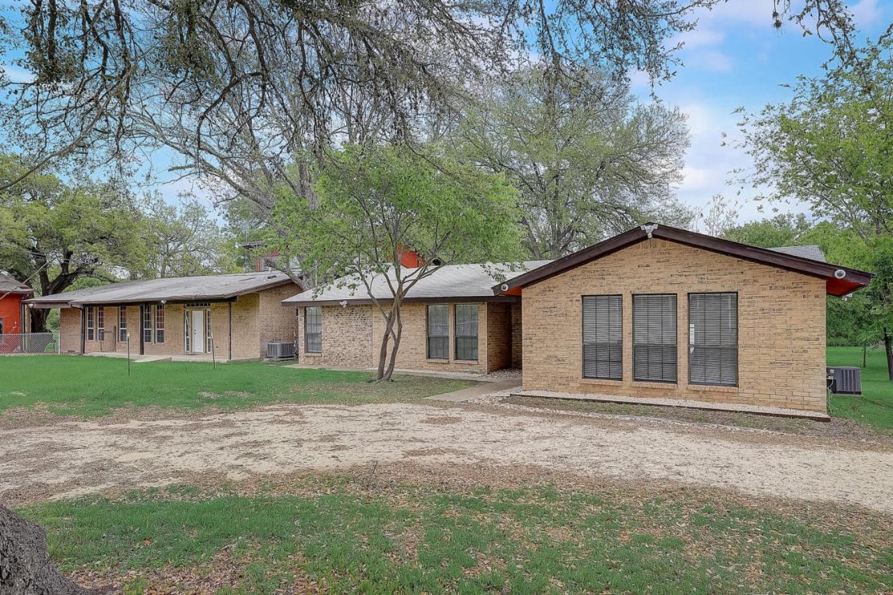 Dunlap Oasis Spacious 5Br 12Mi To Dt Austin Extérieur photo
